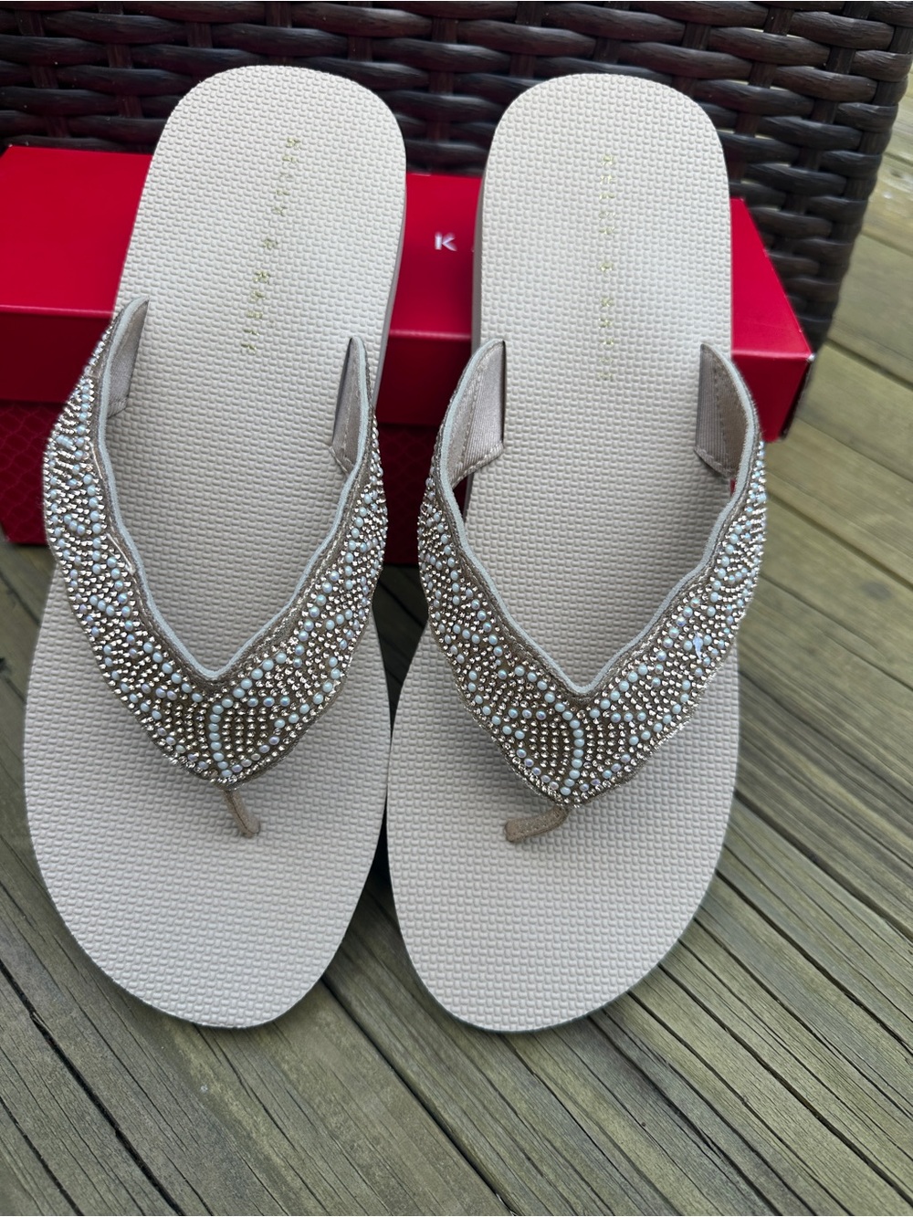 Kelly & Katie Shimmer Sand Glitter Thong Flip Flops, Size 11, New!